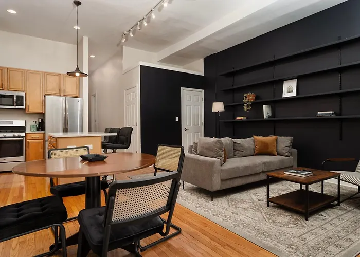 Bucktown 2Br Flat Near The 606